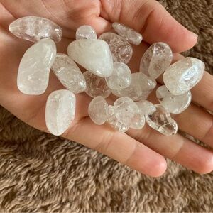 Tumbled Clear Quartz Stones - Natural Polished Crystals